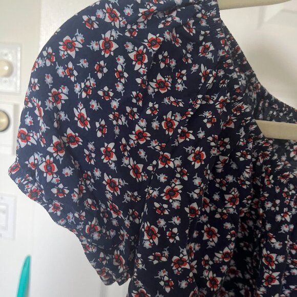 Garage Blue Floral Off the Shoulder Crop Top - Picture 2 of 3